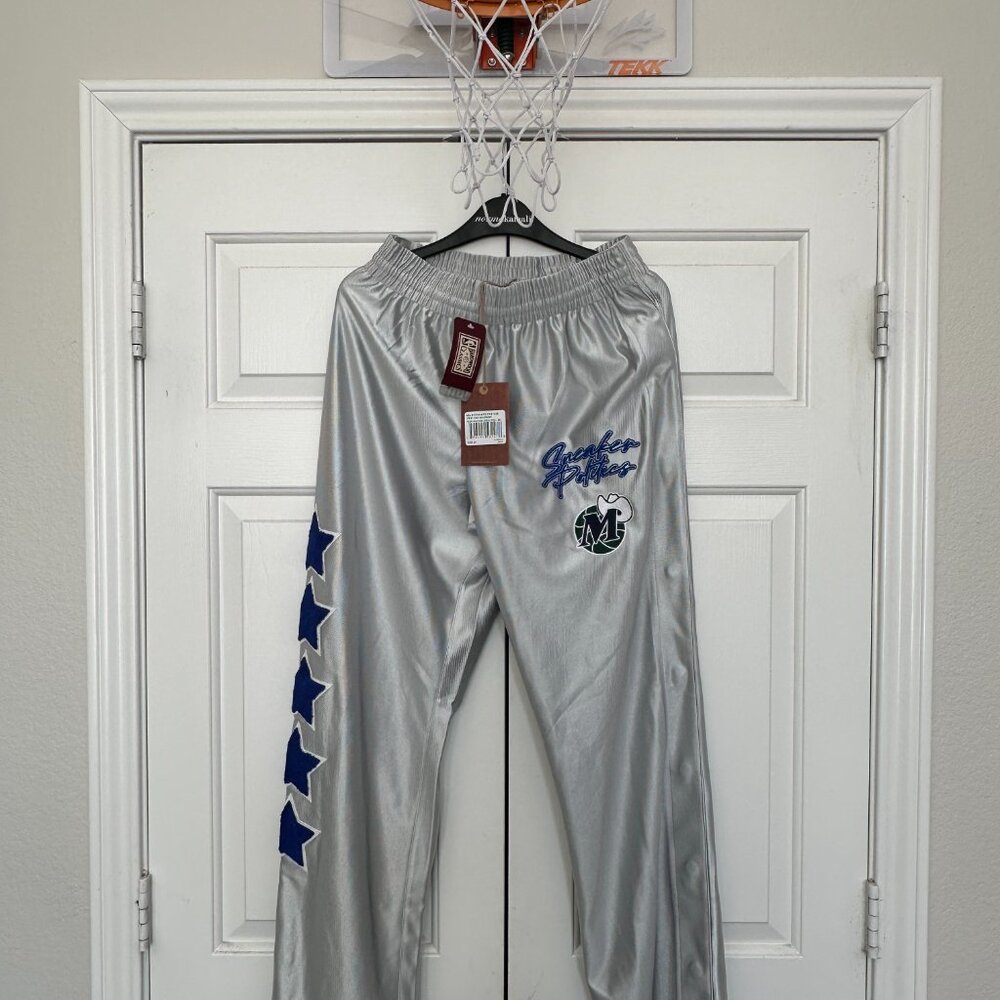 DALLAS MAVERICKS X SNEAKER POLITICS X MITCHELL & NESS TEAR AWAY PANTS-NWT